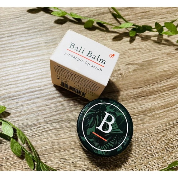 ▪️ 5/$25 BALI BALM Pineapple Lip Scrub - 15ml NIB - Picture 4 of 5